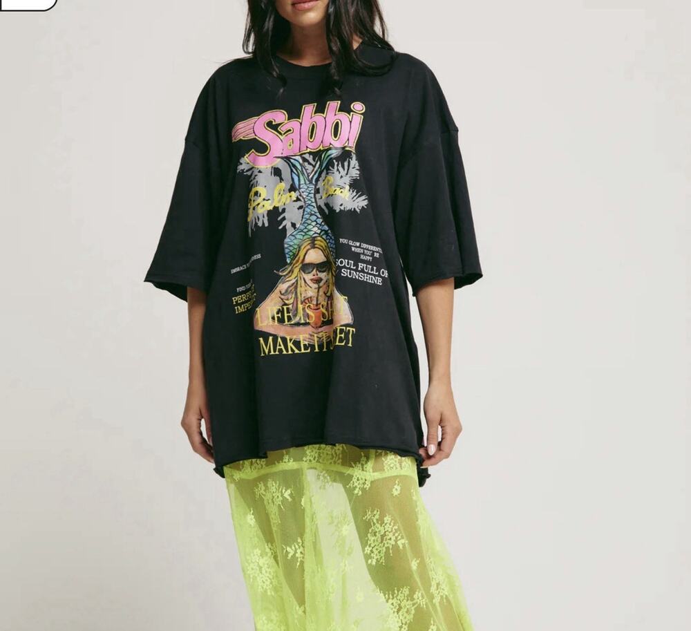 Sabbi The Very Oversized Life Is Short T-Shirt And Black Size Xl NWT